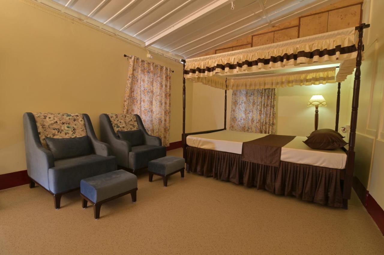 The Sumola House Hotel Jorhat Ngoại thất bức ảnh